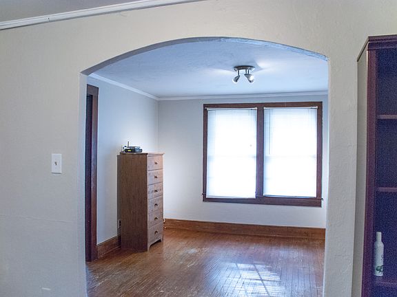 4th image of 1231 N Bronough St