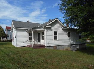 302 Stonewall Ave, Gordonsville, VA 22942