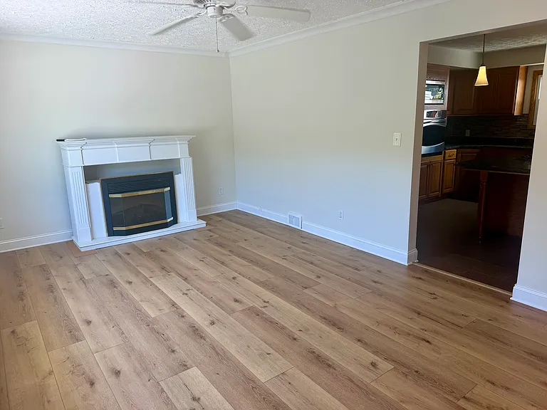 294 Fremont Ave — Photo 5