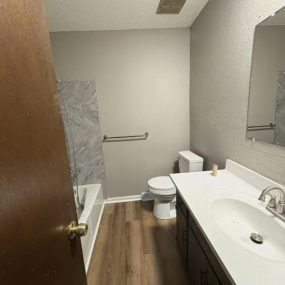 339 N Downey Ave — Photo 7