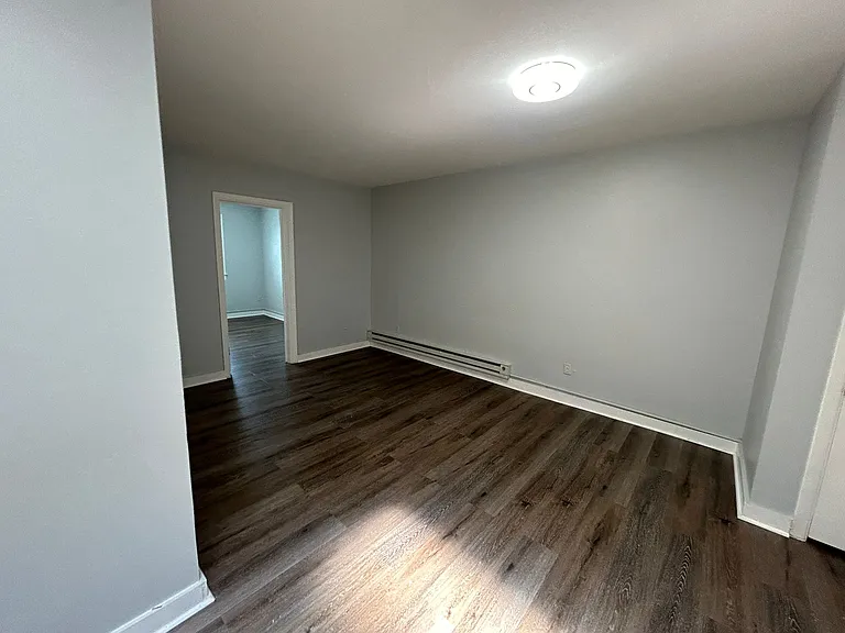206 E Ayre St #8 — Photo 15