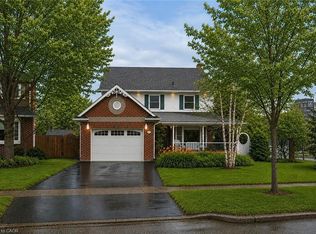 690 Robertson Cres, Milton, ON L9T 4V5