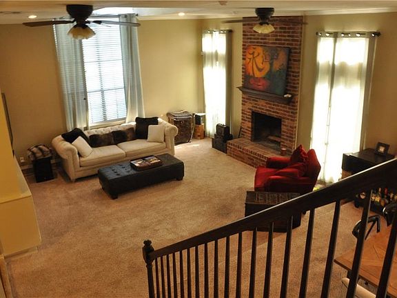 5th image of 125 Newport Pl