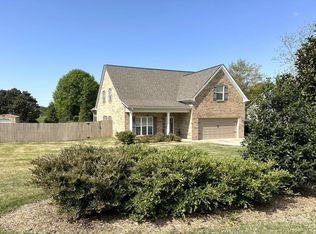 507 Windy Trl, Bethlehem, GA 30620