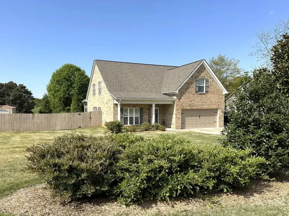 507 Windy Trl, Bethlehem, GA 30620