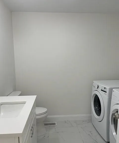 1686 Litchfield Tpke #B — Photo 19