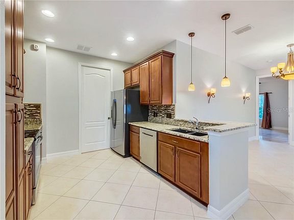 5th image of 10415 Belfry Cir