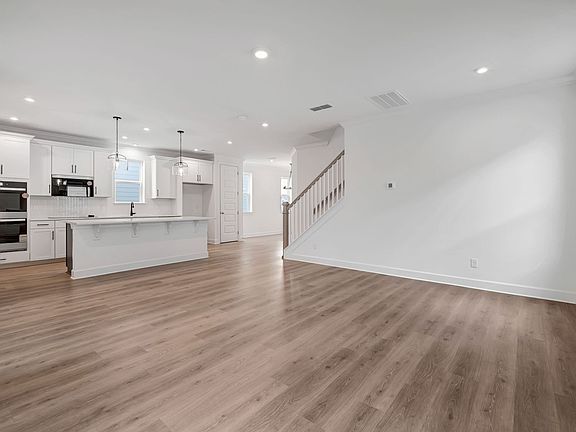 4th image of 1117 Codah Dr Lot 77
