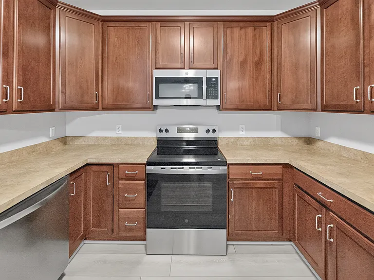 406 Degas Ct — Photo 4