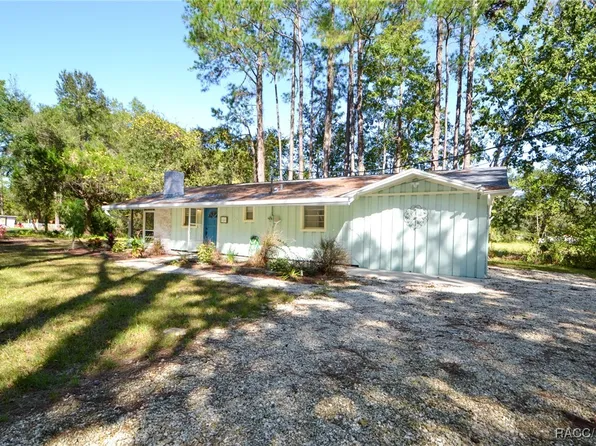 3559 S Michigan Blvd, Homosassa, FL 34448