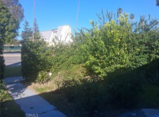 20550 Sherman Way, Winnetka, CA 91306