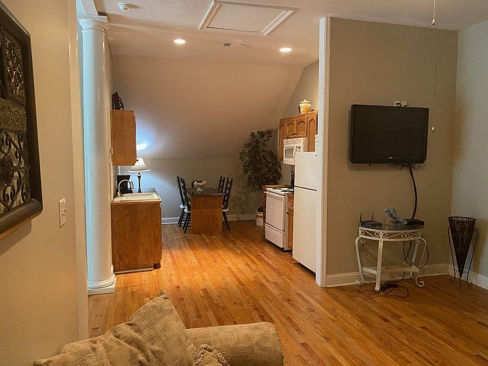great room, kitchen