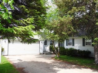 5385 Palmer St, Mount Pleasant, MI 48858