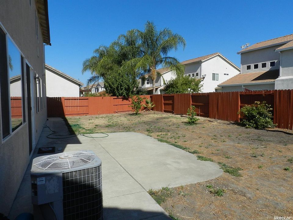 1st image of 3213 Stefano Dr
