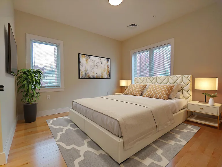 2489 Washington St #2C — Photo 8