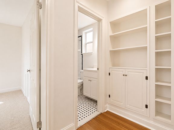 4th image of 3937 S St SE #108