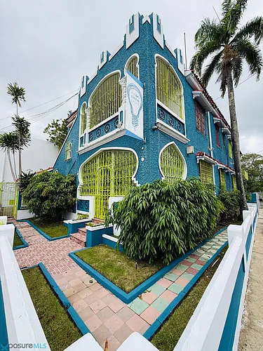1850 Avenue Fernandez Juncos #9 Photo 1
