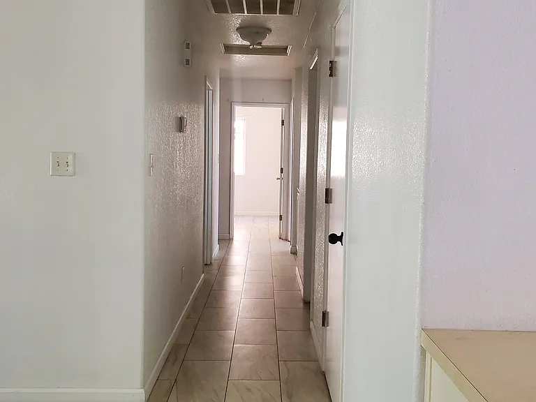 1166 Sherry Ct — Photo 5