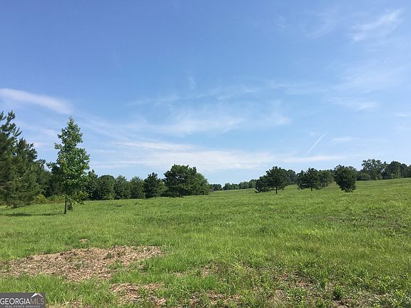 3rd image of 3031 Highway 138 NE