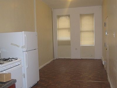 2nd image of 399 Putnam Ave APT 2A