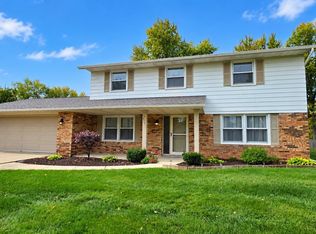 4131 Stanton Dr, Fort Wayne, IN 46815