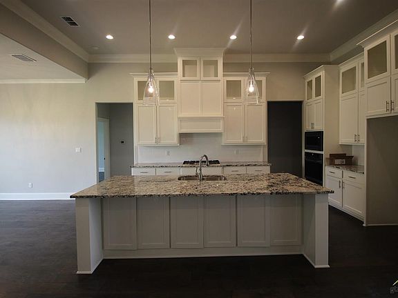 4th image of 21529 Castle Rock Cir