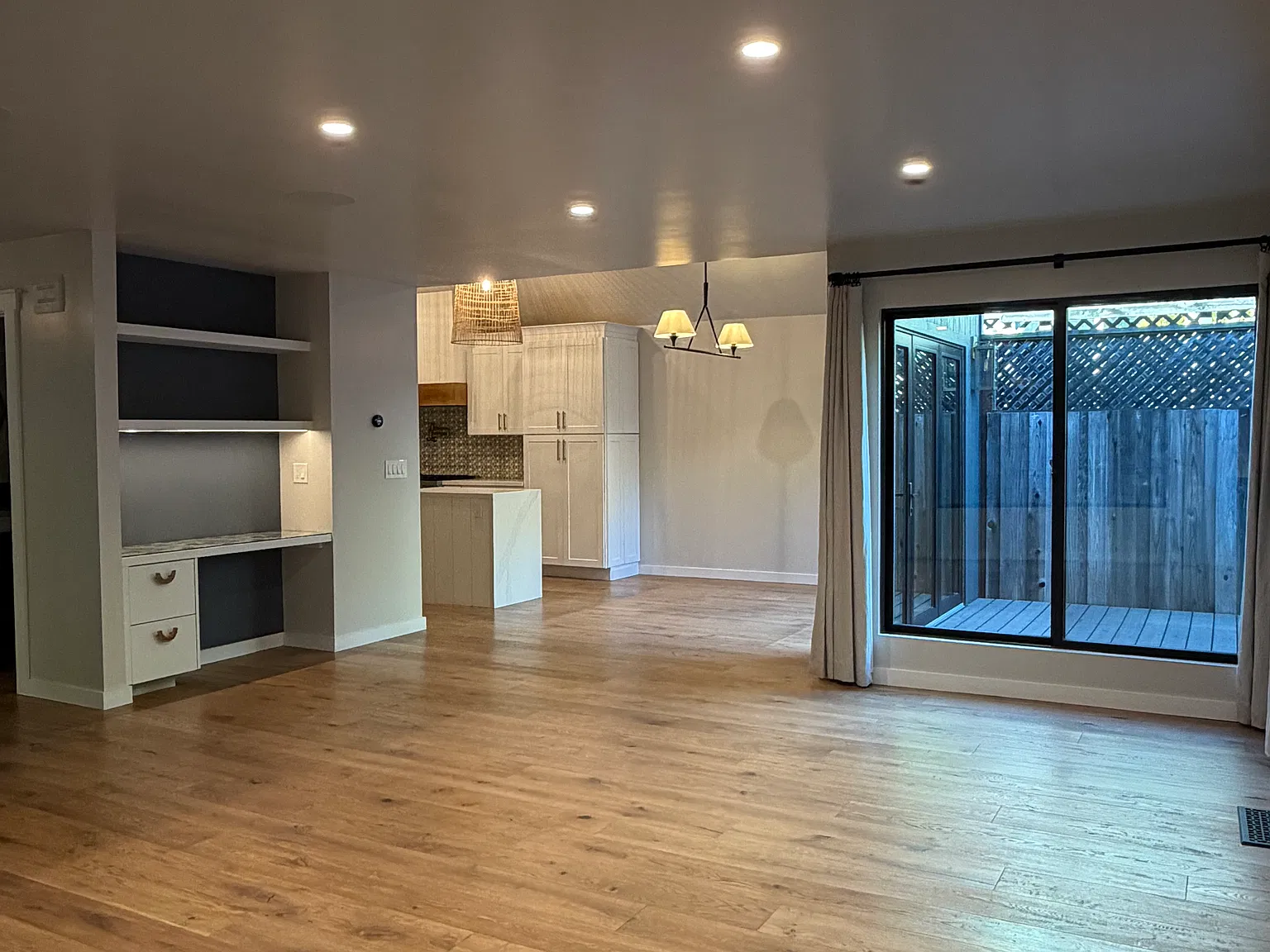 3 bed, 2.5 bath, 1764 sqft, $4,500 — Photo 4