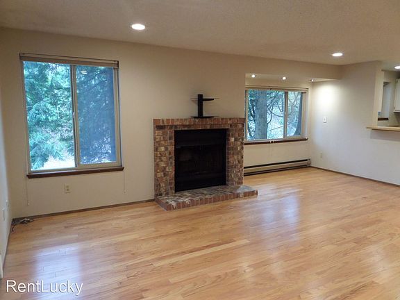 5th image of 8006 146th Ave NE