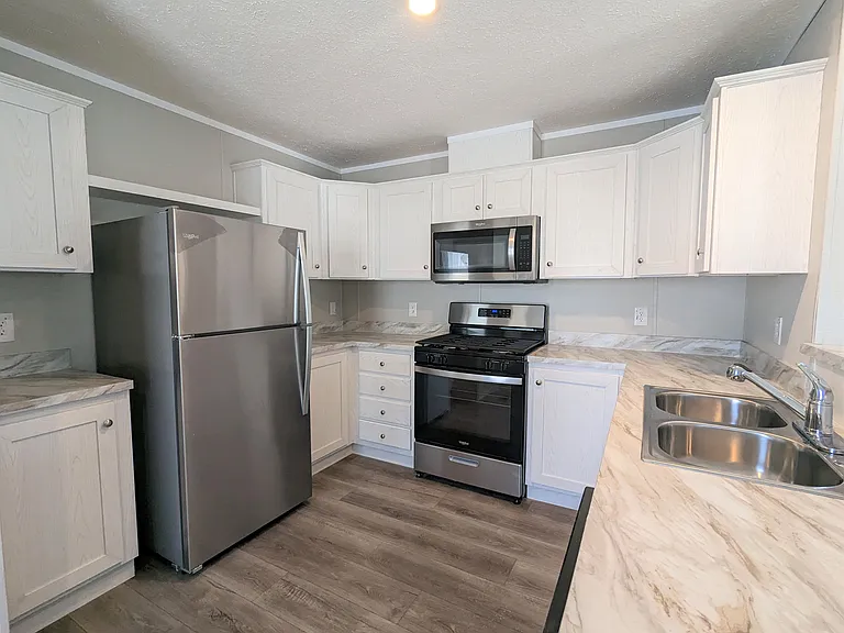 51 E Arizona #51 — Photo 2