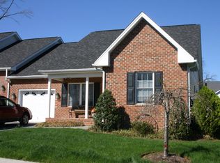 488 Hickory Grove Cir, Harrisonburg, VA 22801