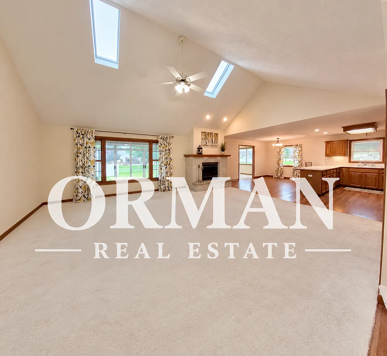 3 bed, 2.5 bath, 2164 sqft, $2,995 — Photo 2