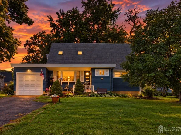 1033 Clinton Ave, South Plainfield, NJ 07080