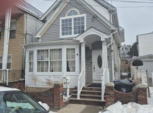 312 Kirkland Pl, Perth Amboy, NJ 08861