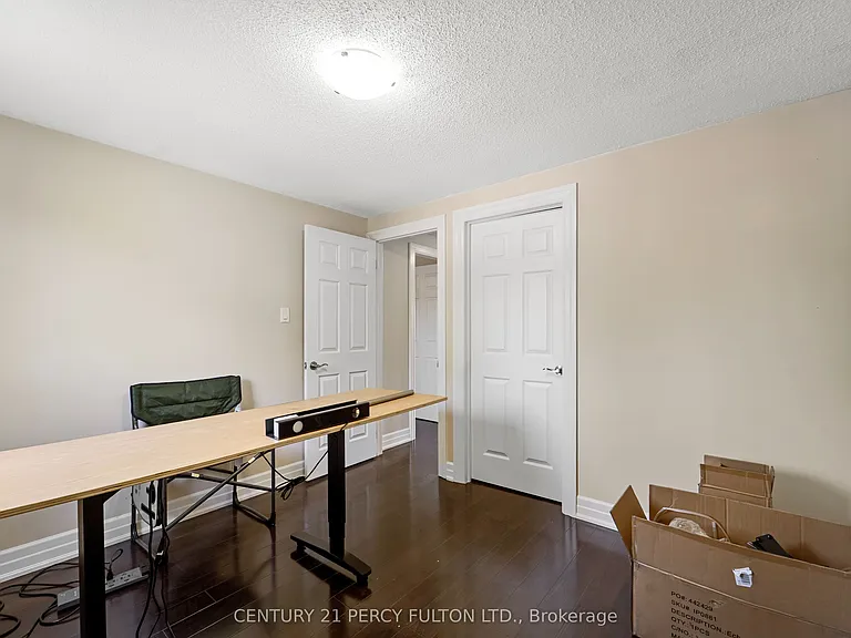 55 Chalmers Cres — Photo 19