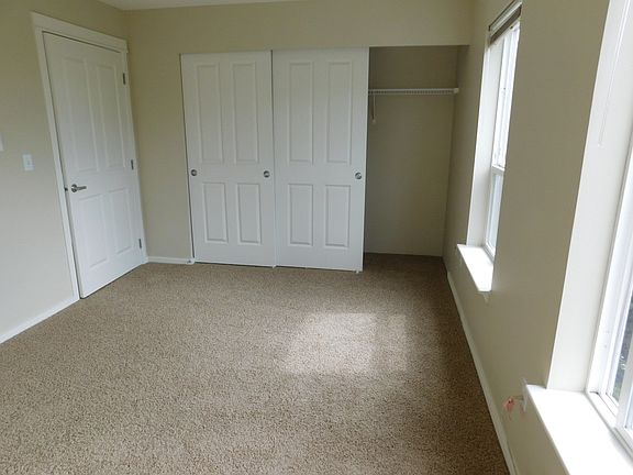 Great Closet Space