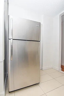 Rented by Bohemia Realty Group | media 11