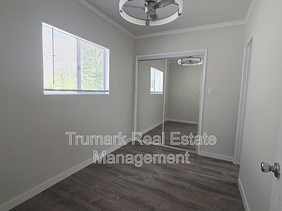 3rd image of 429 W Garfield Ave