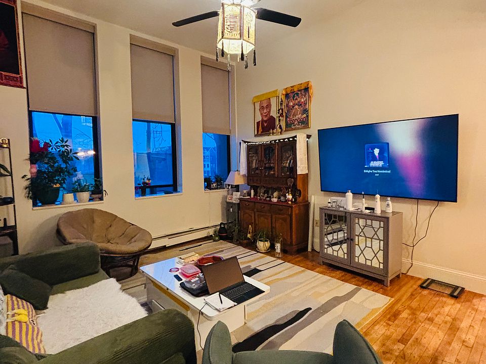 1st image of 60 Gibson St APT 201