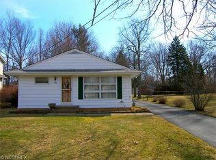 1557 Bradley Rd, Westlake, OH