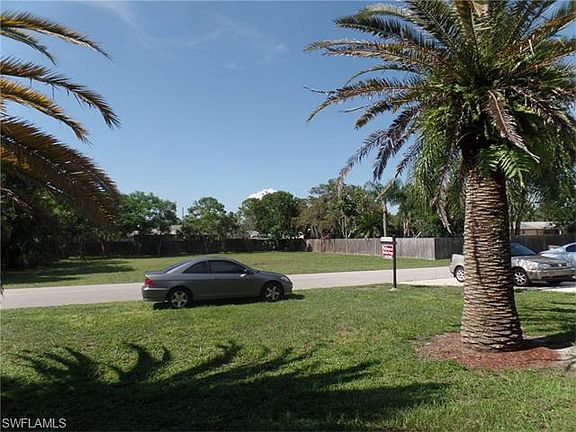 3rd image of 10930 Orangewood Dr