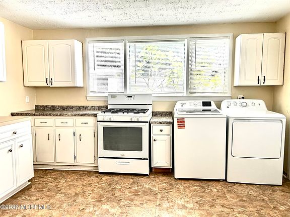 5th image of 505 Martin Rd APT 1