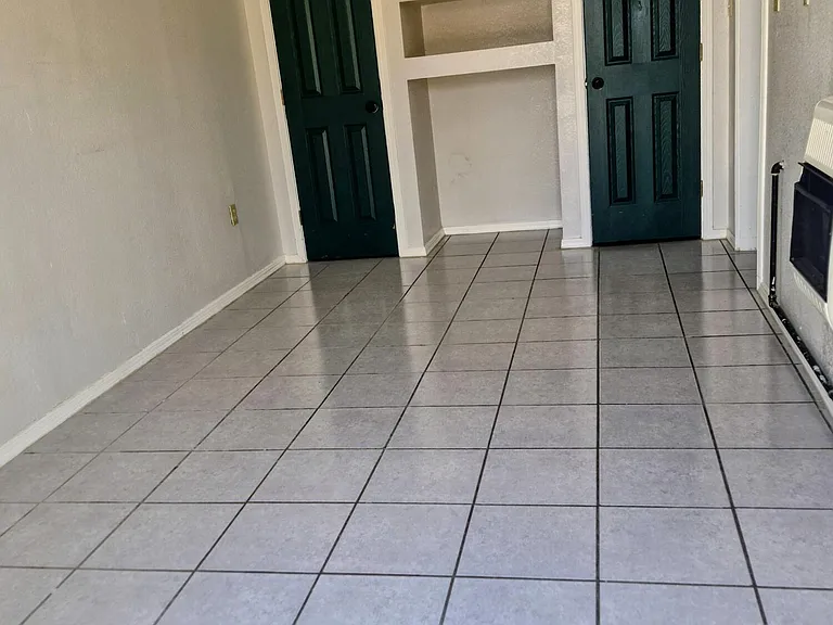 3915 Mobile Ave #3 — Photo 4