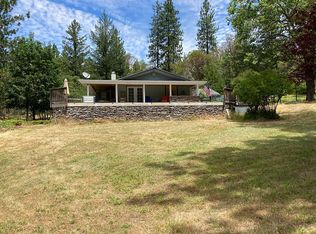 140 Timber Ln, Grants pass, OR 97526