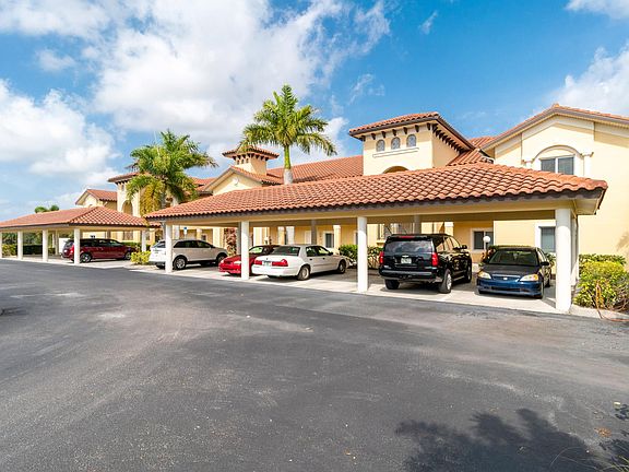 Premium top floor , close proximity to assigned parking