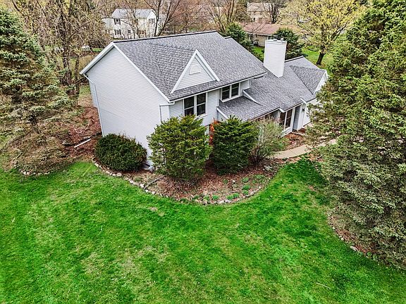 3rd image of 4777 Battenkill Dr