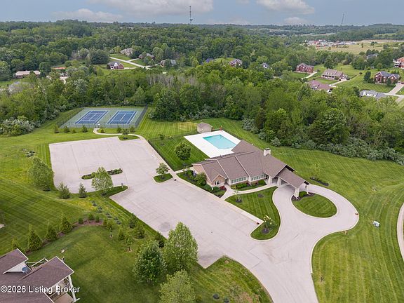 5th image of 7488 Edith Way