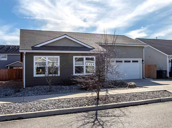 1619 Mosshart St, Sandpoint, ID 83864
