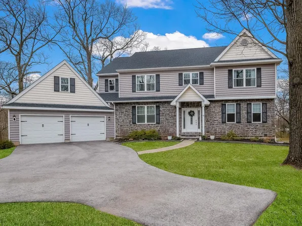 48 Featherbed Ln, Norristown, PA 19403