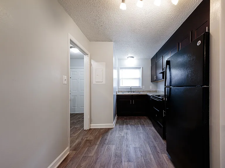 Brynn Marr Village — Photo 83