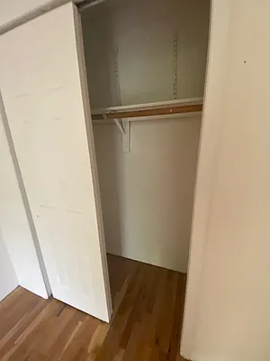 Rented by Bahar Management | media 36